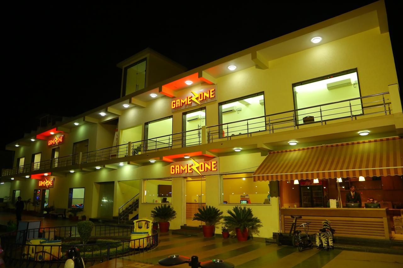 Hotel Deepali Sagar  Экстерьер фото
