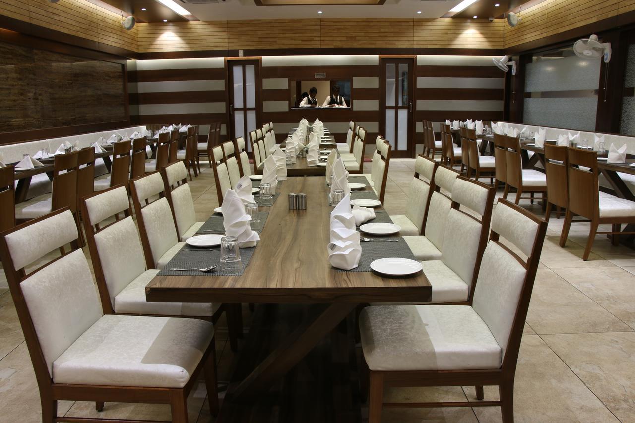Hotel Deepali Sagar  Экстерьер фото