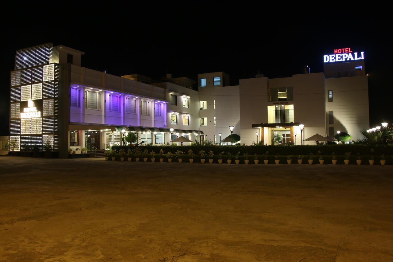Hotel Deepali Sagar  Экстерьер фото