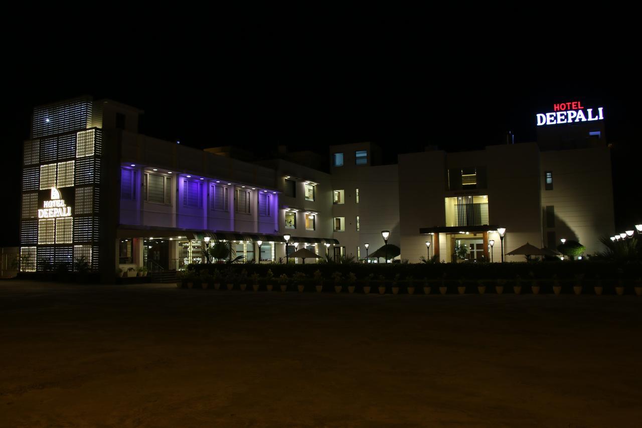 Hotel Deepali Sagar  Экстерьер фото