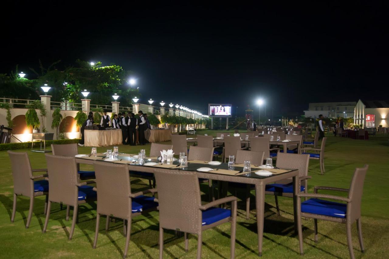 Hotel Deepali Sagar  Экстерьер фото
